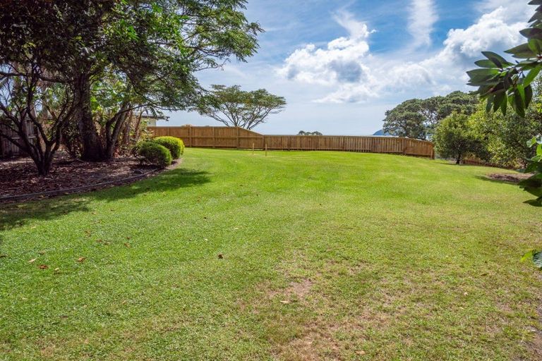 Photo of property in 20 Coopers Drive, Coopers Beach, 0420