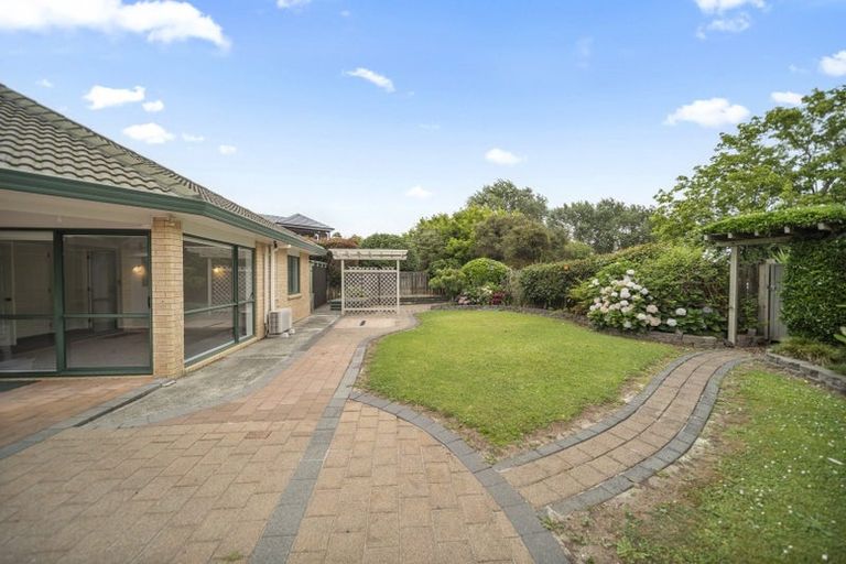 Photo of property in 20 Yarlside Place, Northpark, Auckland, 2013