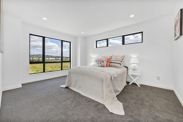Photo of property in 73 Hughs Way, Flat Bush, Auckland, 2019