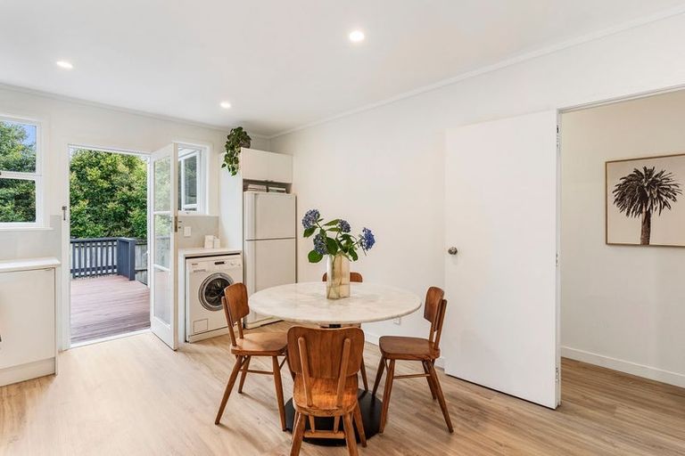 Photo of property in 6/134 Edmonton Road, Te Atatu South, Auckland, 0610