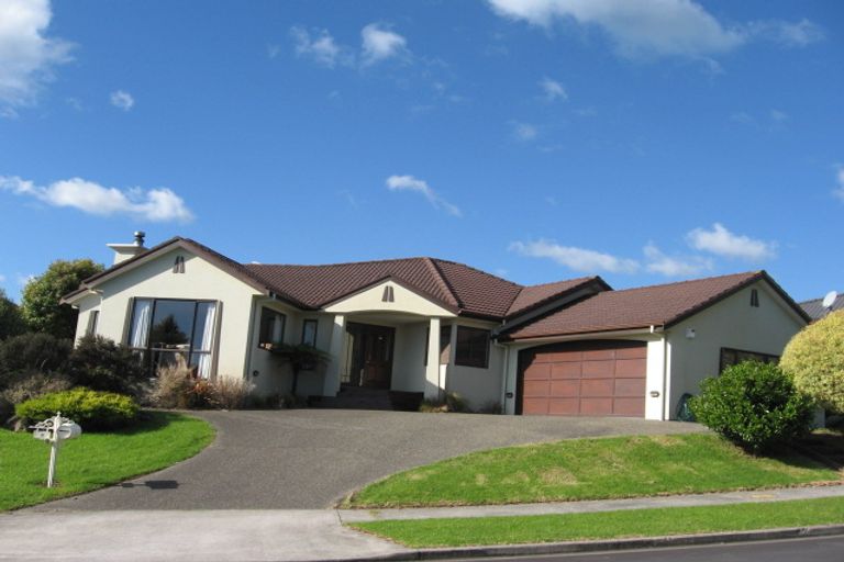 Photo of property in 4 Byblos Place, The Gardens, Auckland, 2105