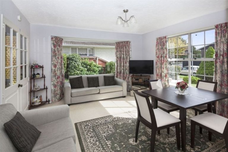 Photo of property in 7 Hawkswood Place, Avonhead, Christchurch, 8042