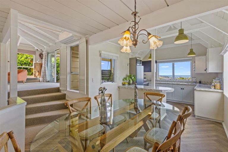 Photo of property in 673 East Coast Road, Browns Bay, Auckland, 0630