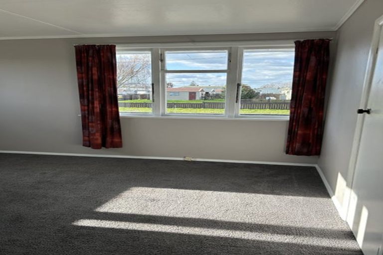 Photo of property in 26 Wilson Crescent, Highbury, Palmerston North, 4412