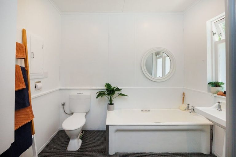 Photo of property in 39 Monrad Street, Highbury, Palmerston North, 4412