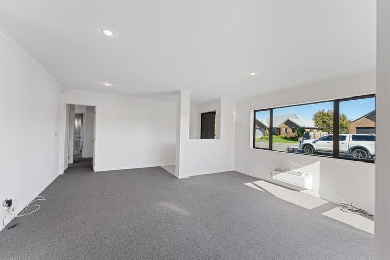 Photo of property in 153 Rolleston Drive, Rolleston, 7614