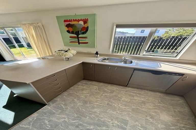 Photo of property in 39a Bannister Avenue, Johnsonville, Wellington, 6037