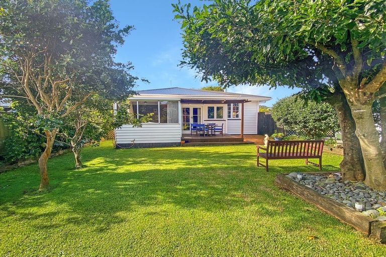 Photo of property in 3 Zealandia Street, Kensington, Whangarei, 0112