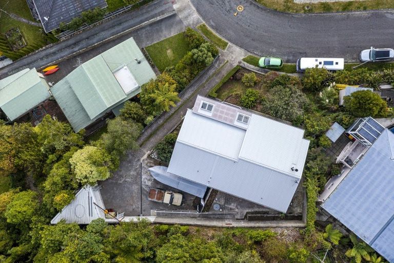 Photo of property in 29 Seaview Crescent, Picton, 7220