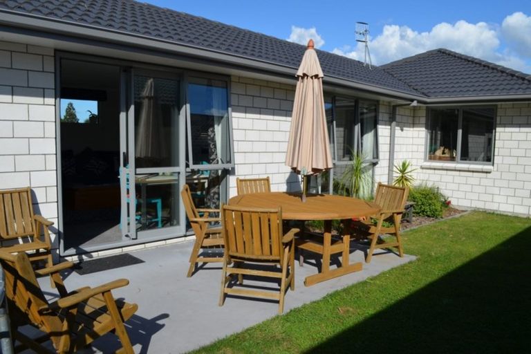 Photo of property in 31 Allington Place, Bethlehem, Tauranga, 3110