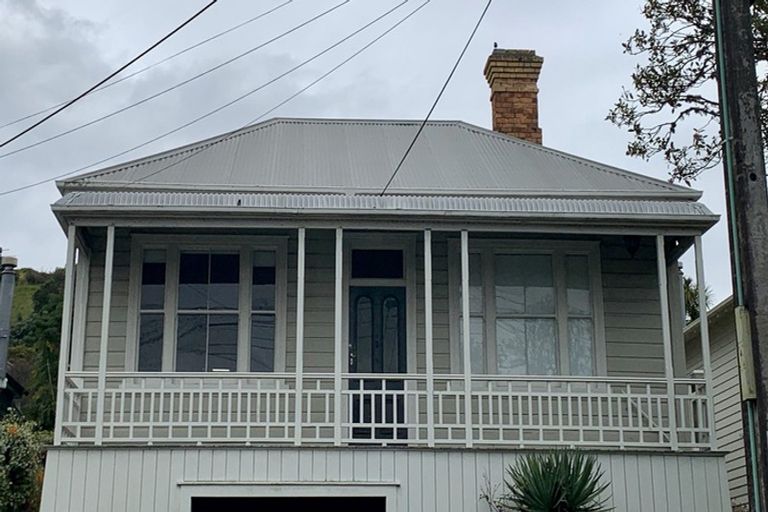 Photo of property in 8 High Street, Devonport, Auckland, 0624