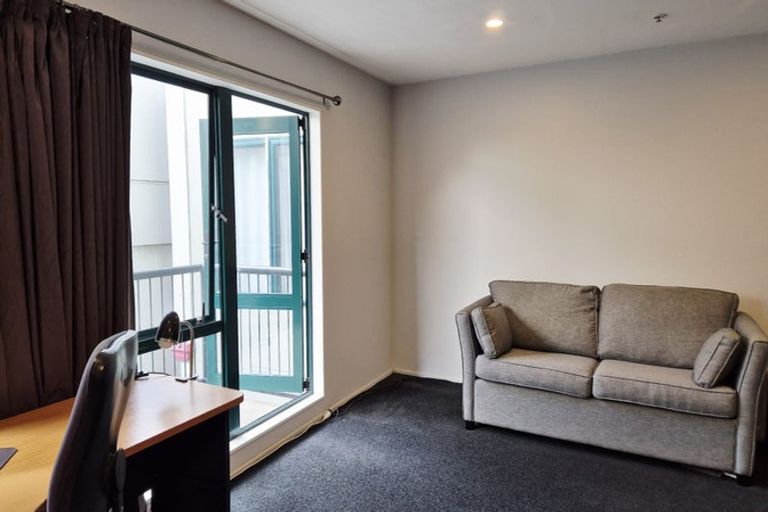 Photo of property in Courtenay Apartments, 301/120 Courtenay Place, Te Aro, Wellington, 6011