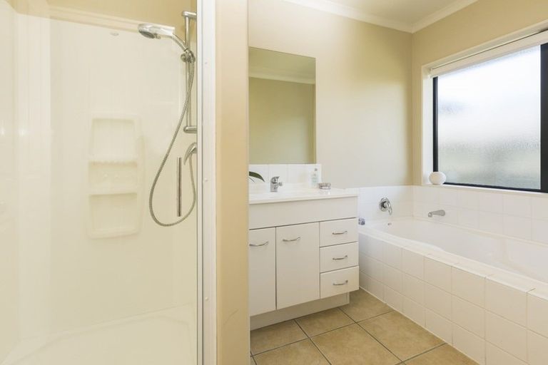 Photo of property in 21 Mounter Avenue, Northwood, Christchurch, 8051