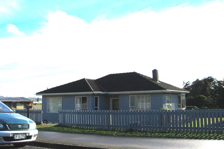 Photo of property in 5 Pearce Street, Bluff, 9814