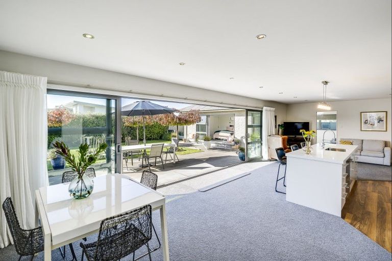 Photo of property in 8 Anna Lane, Raureka, Hastings, 4120