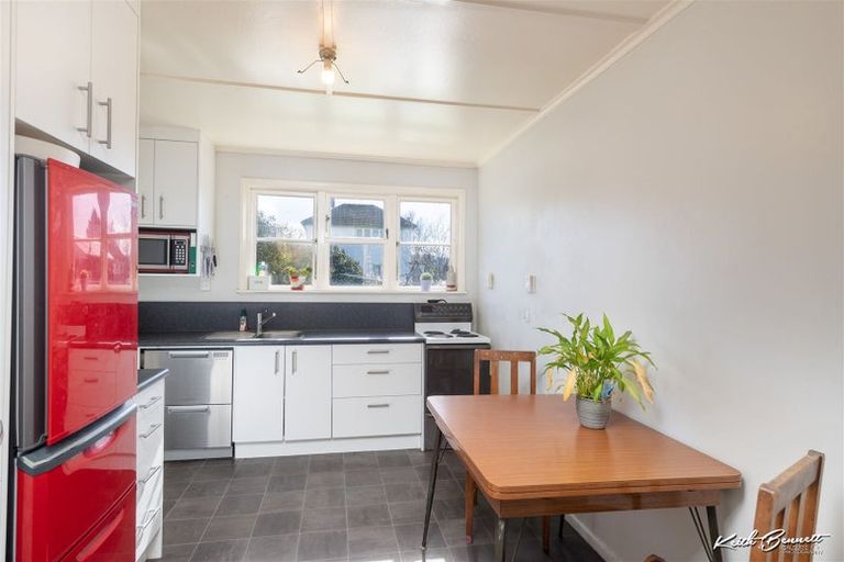 Photo of property in 25 Hewer Crescent, Naenae, Lower Hutt, 5011