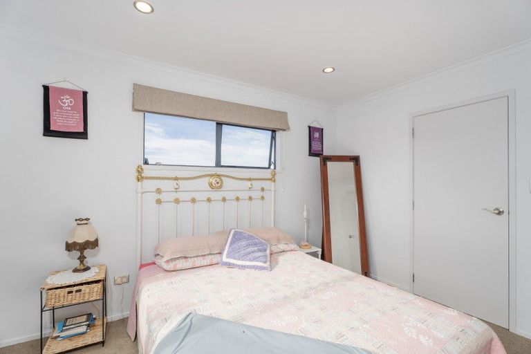 Photo of property in 18 Ringwood Place, Whitianga, 3510