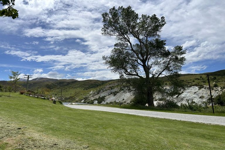 Photo of property in 1654 Saint Bathans Loop Road, Saint Bathans, 9386