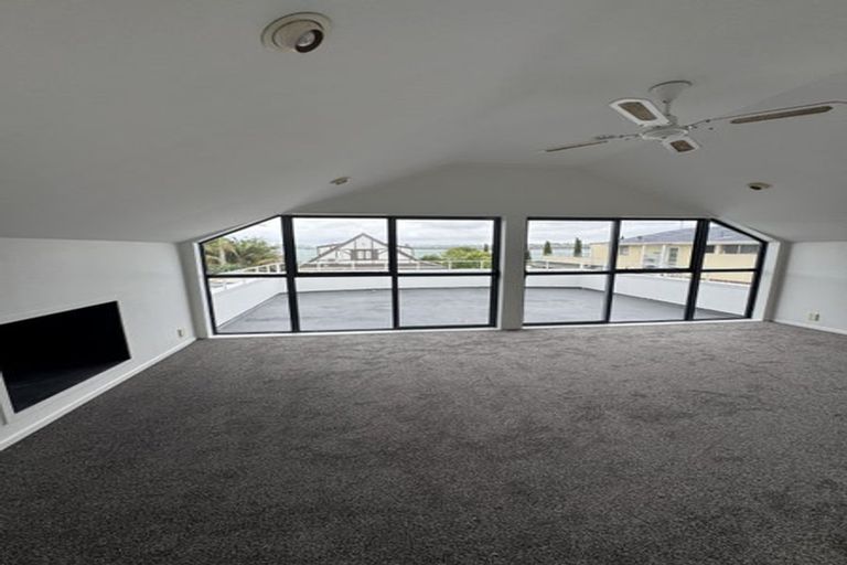 Photo of property in 1/127 Bucklands Beach Road, Bucklands Beach, Auckland, 2012