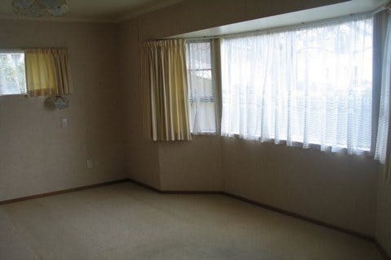 Photo of property in 63 Waiwhetu Road, Waterloo, Lower Hutt, 5011