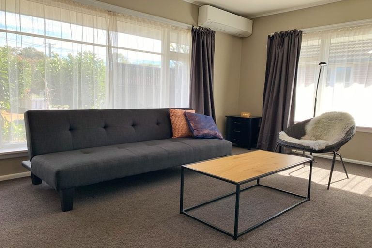 Photo of property in 17 Springbank Street, Bryndwr, Christchurch, 8053