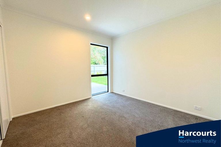 Photo of property in 135 Kopuru Road, Whenuapai, Auckland, 0618