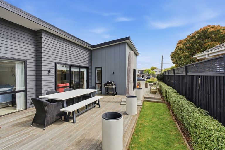Photo of property in 190 Withells Road, Avonhead, Christchurch, 8042
