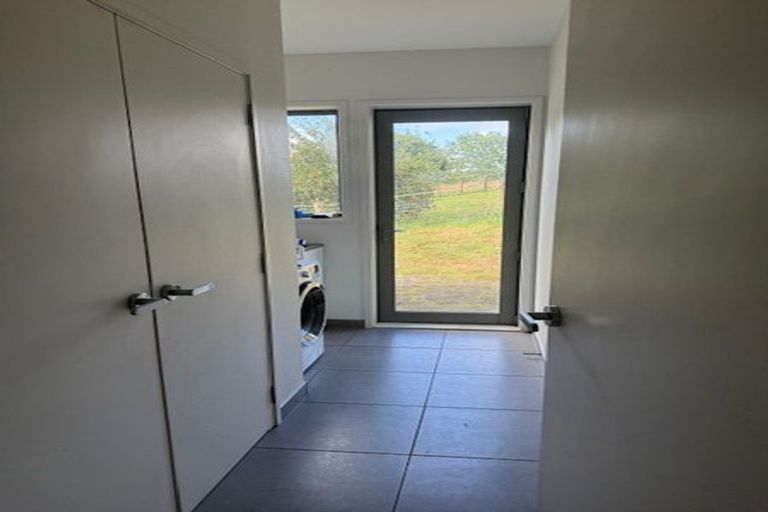 Photo of property in 317 Glenbrook Road, Kingseat, Pukekohe, 2679