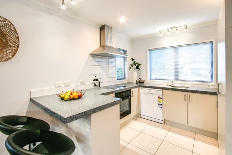 Photo of property in 8 Mcnaughton Place, Onekawa, Napier, 4110