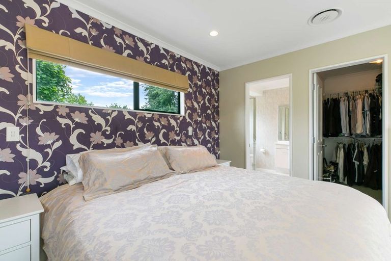 Photo of property in 15 Lockhart Place, Rototuna, Hamilton, 3210