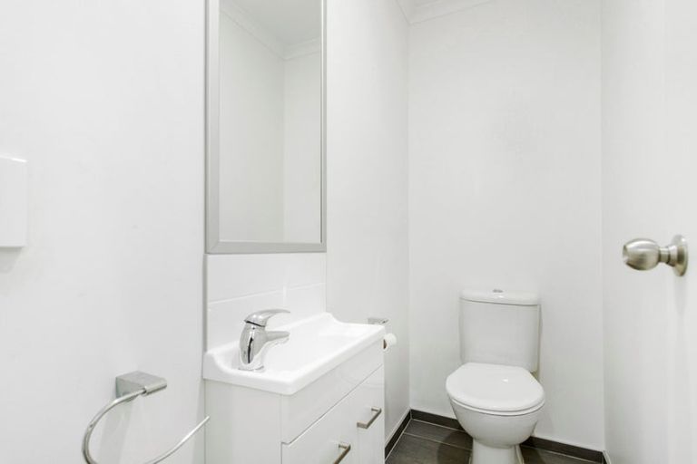 Photo of property in 33 Alliance Lane, Papakura, 2110