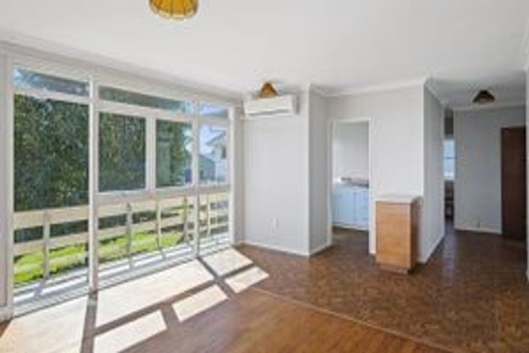 Photo of property in 17a Kent Street, Levin, 5510
