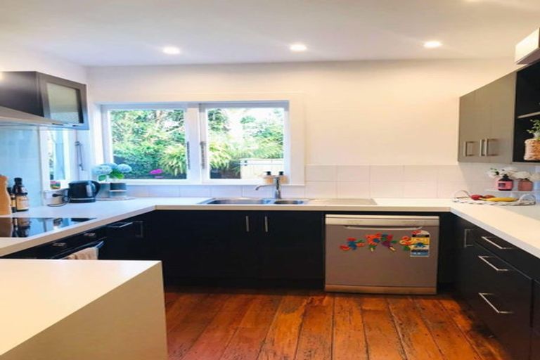 Photo of property in 23 Mcdonald Street, Napier South, Napier, 4110