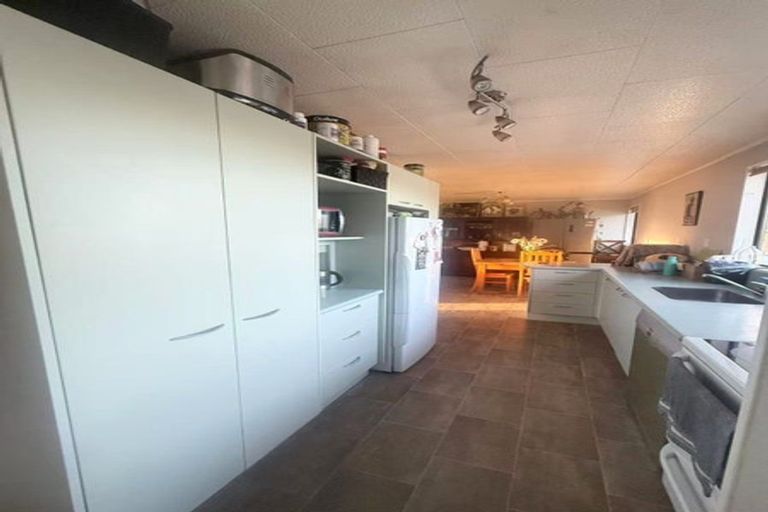 Photo of property in 20 Brookfield Road, Drury, 2577