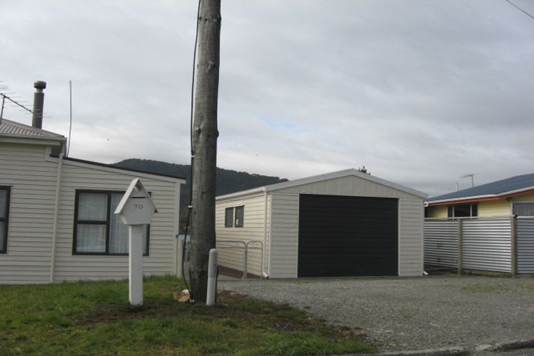 Photo of property in 70 Ranfurly Street, Runanga, 7803