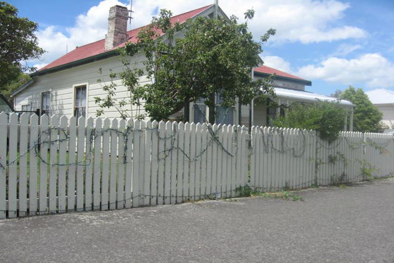 Photo of property in 67 Beattie Street, Feilding, 4702