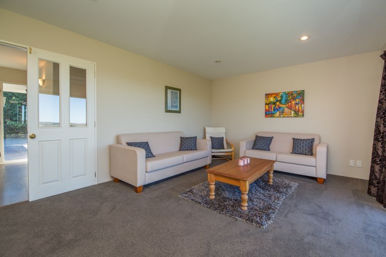 Photo of property in 195 Mound Road, Broomfield, 7482