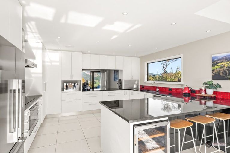 Photo of property in 67 Mount Marua Way, Timberlea, Upper Hutt, 5018