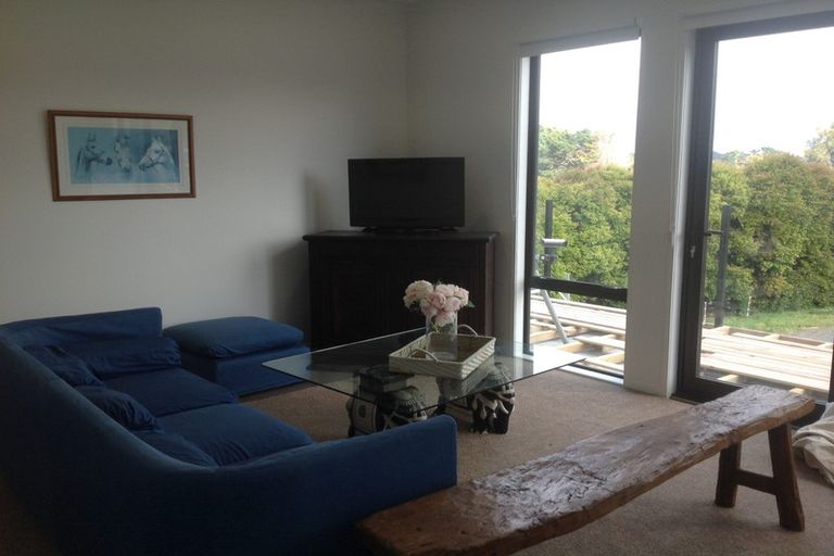 Photo of property in 6 Puketiro Road, Whitford, 2571