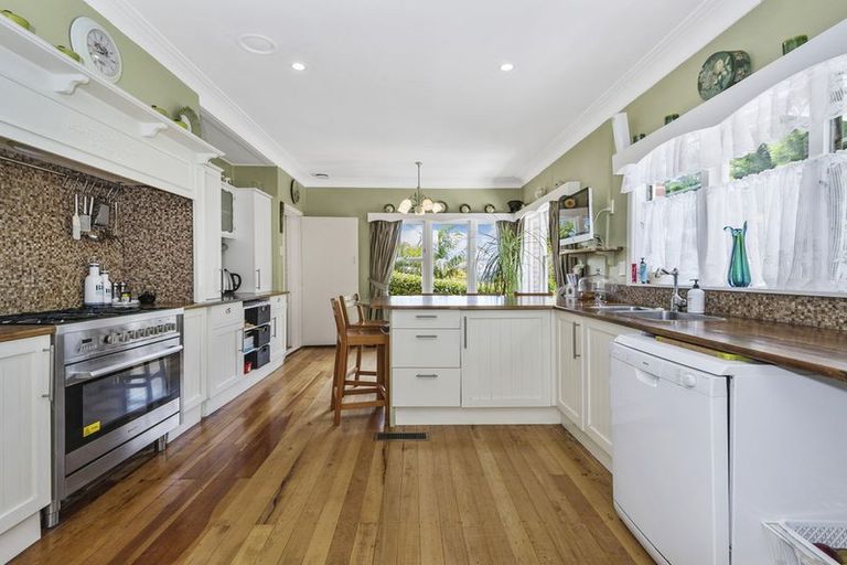 Photo of property in 1/24 Barberton Terrace, Red Hill, Papakura, 2110