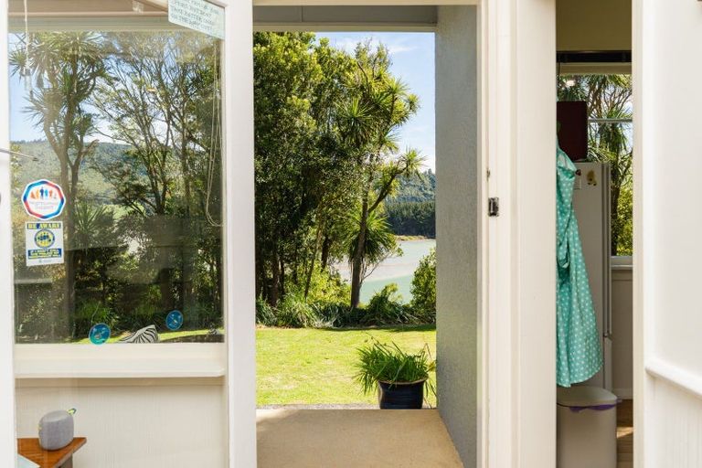 Photo of property in 10 Crescent Street, Purakaunui, Port Chalmers, 9081