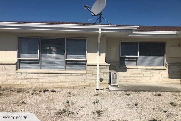 Photo of property in 2/8 Peddie Street, Taradale, Napier, 4112