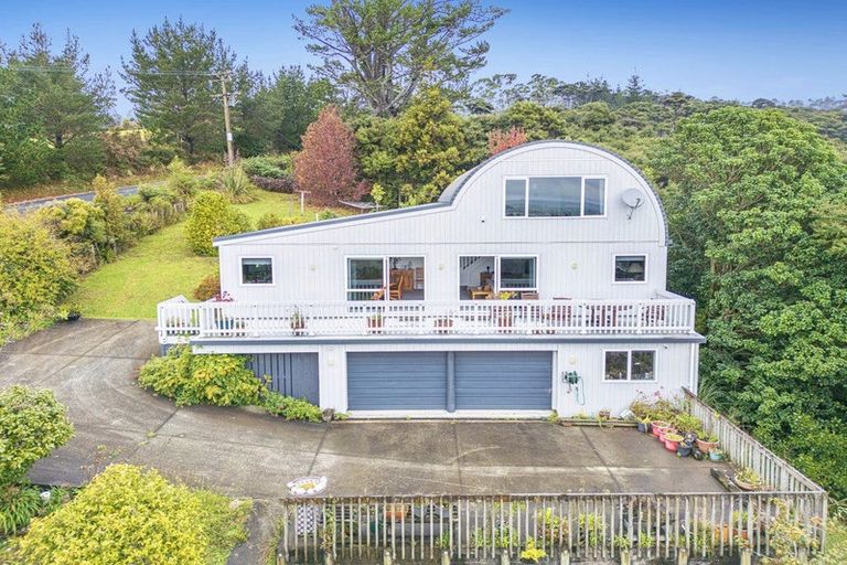 Photo of property in 812 Inland Road, Helensville, 0875