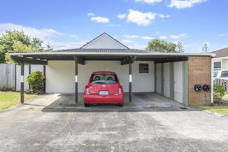 Photo of property in 1/21 Wanaka Place, Pakuranga Heights, Auckland, 2010