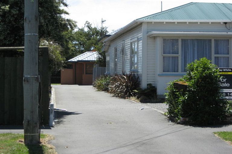 Photo of property in 49 Gresford Street, Edgeware, Christchurch, 8013