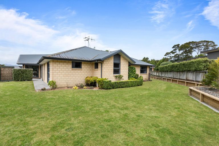 Photo of property in 12 Cooper Crescent, Morrinsville, 3300