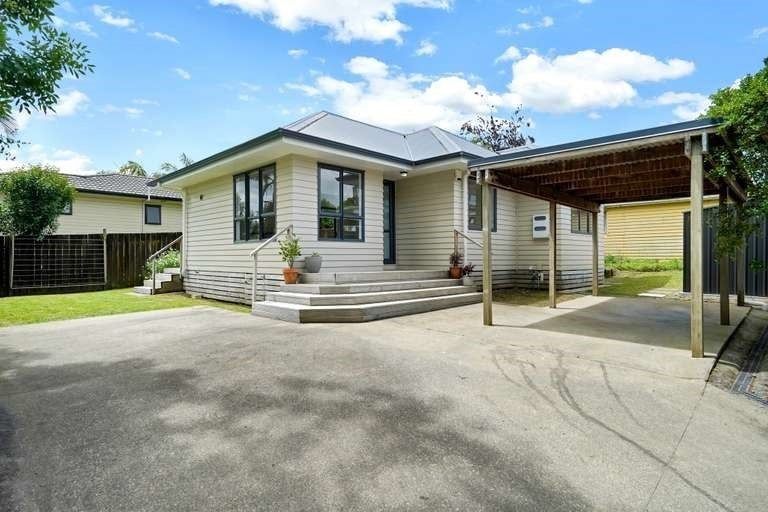Photo of property in 13a Mawney Road, Henderson, Auckland, 0610