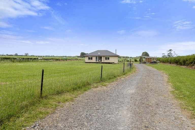 Photo of property in 94 Mirikau Road, Warea, New Plymouth, 4381