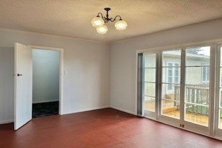 Photo of property in 55a Yates Road, Mangere East, Auckland, 2024