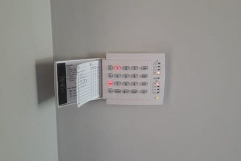 Photo of property in 26 Curletts Road, Sockburn, Christchurch, 8042